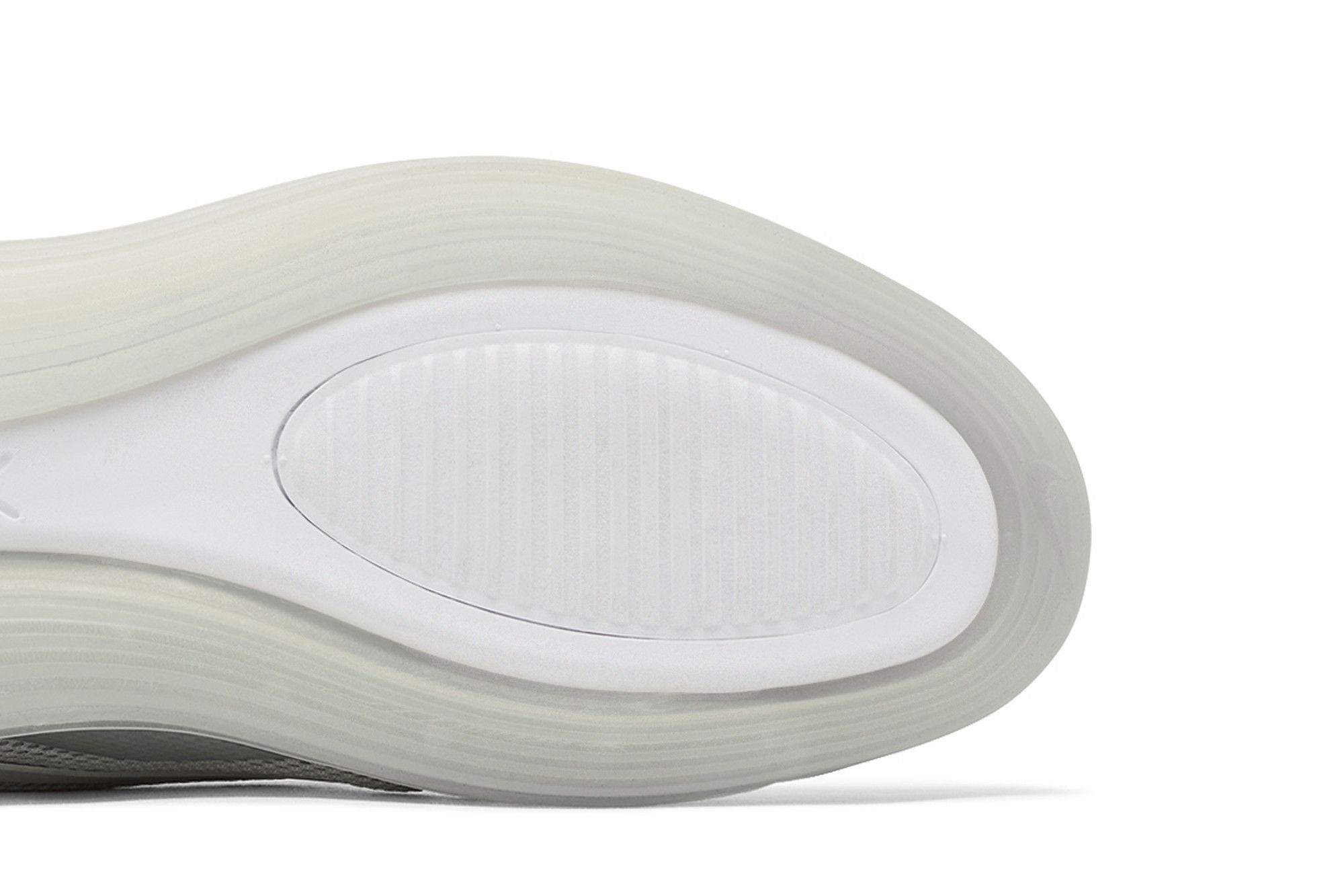 nike airmax 720 triple white