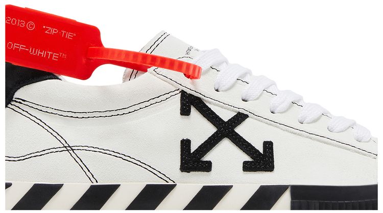 Off White Wmns Arrow Vulcanized Low White Black