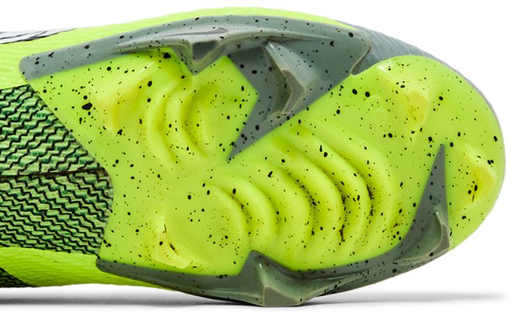 Nike Vapor Edge Speed 360 2 Razor Sharp Cuts