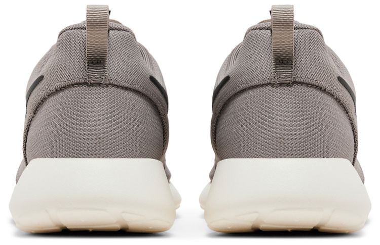 Nike Roshe One Light Taupe