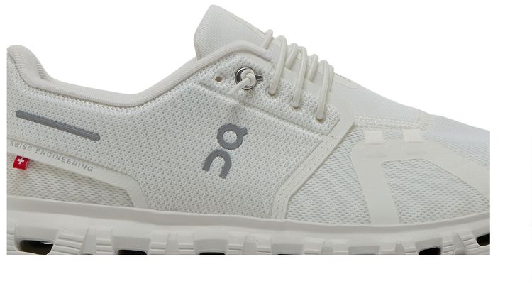 ON Wmns Cloud 6 Triple White