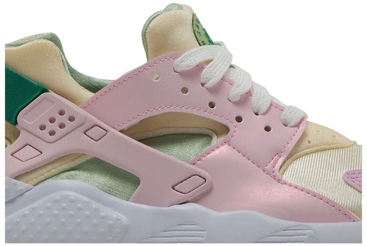 Nike Air Huarache Run SE GS Strawberry Shortcake