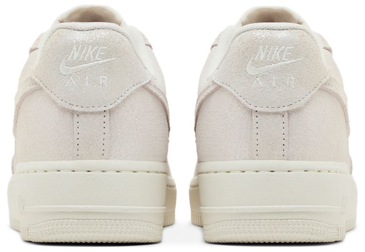 Nike Wmns Air Force 1 07 SE Sail Glittery Suede
