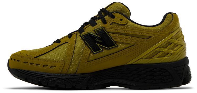 New Balance 1906R Cordura Marshland Black