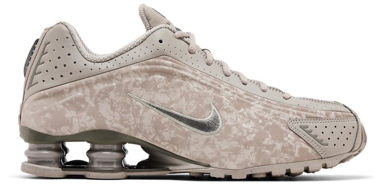 Nike Wmns Shox R4 Flat Pewter Floral