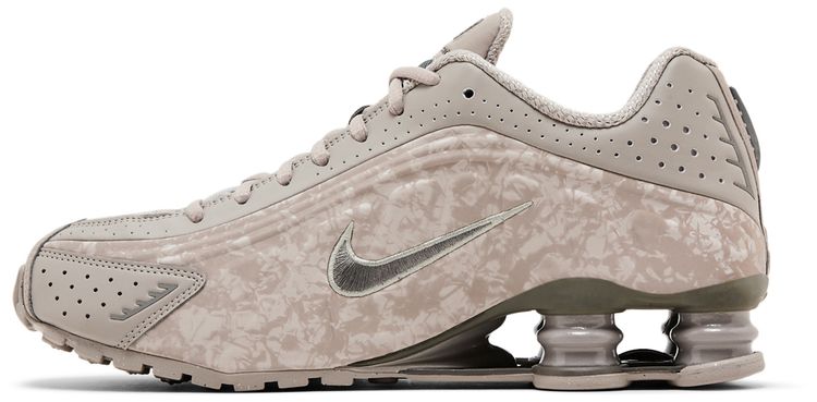 Nike Wmns Shox R4 Flat Pewter Floral