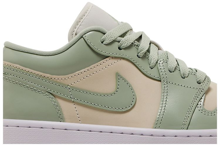Wmns Air Jordan 1 Low SE Seafoam Sail