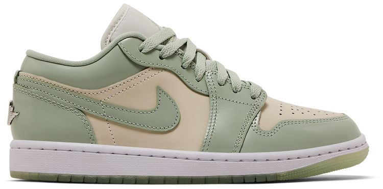 Wmns Air Jordan 1 Low SE Seafoam Sail
