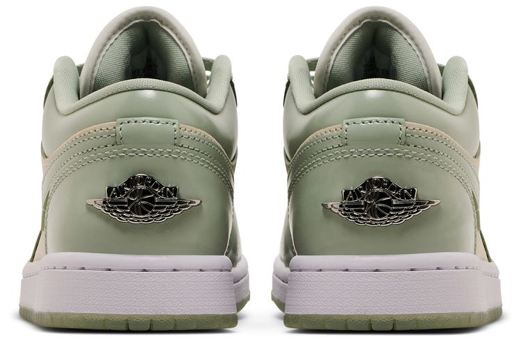 Wmns Air Jordan 1 Low SE Seafoam Sail