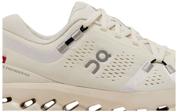 ON Wmns Cloudsurfer 2 Ivory