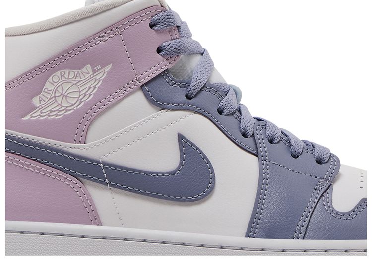 Wmns Air Jordan 1 Mid Indigo Haze Doll