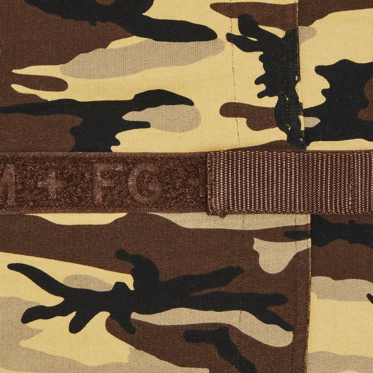 Supreme x Martithe  Francois Girbaud Shuttle Tape Cargo Sweatpant Camo
