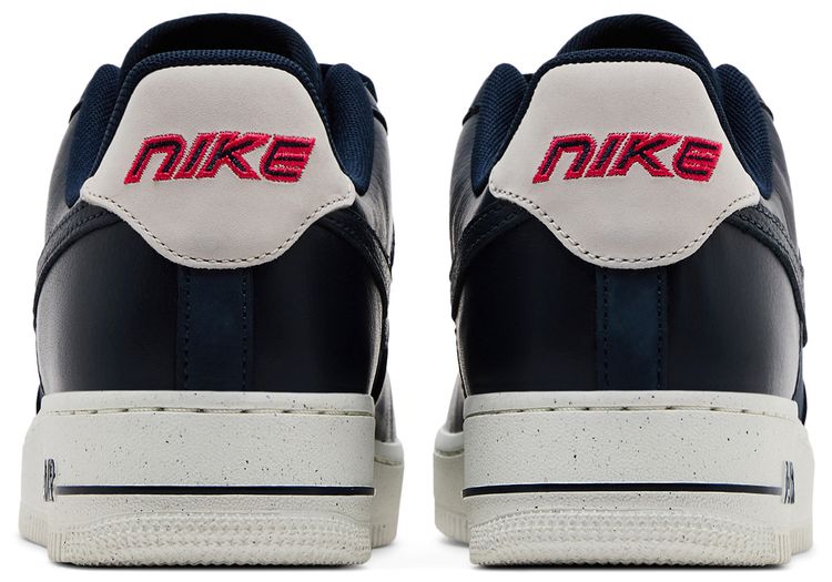 Nike Wmns Air Force 1 07 LX  Obsidian