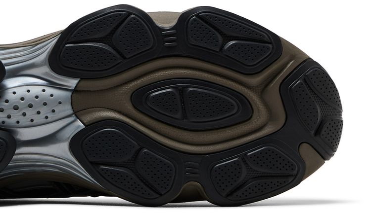 Asics Gel Kinetic Fluent Black Dark Taupe