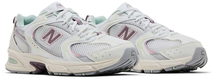 New Balance 530 Sea Salt Ice Wine
