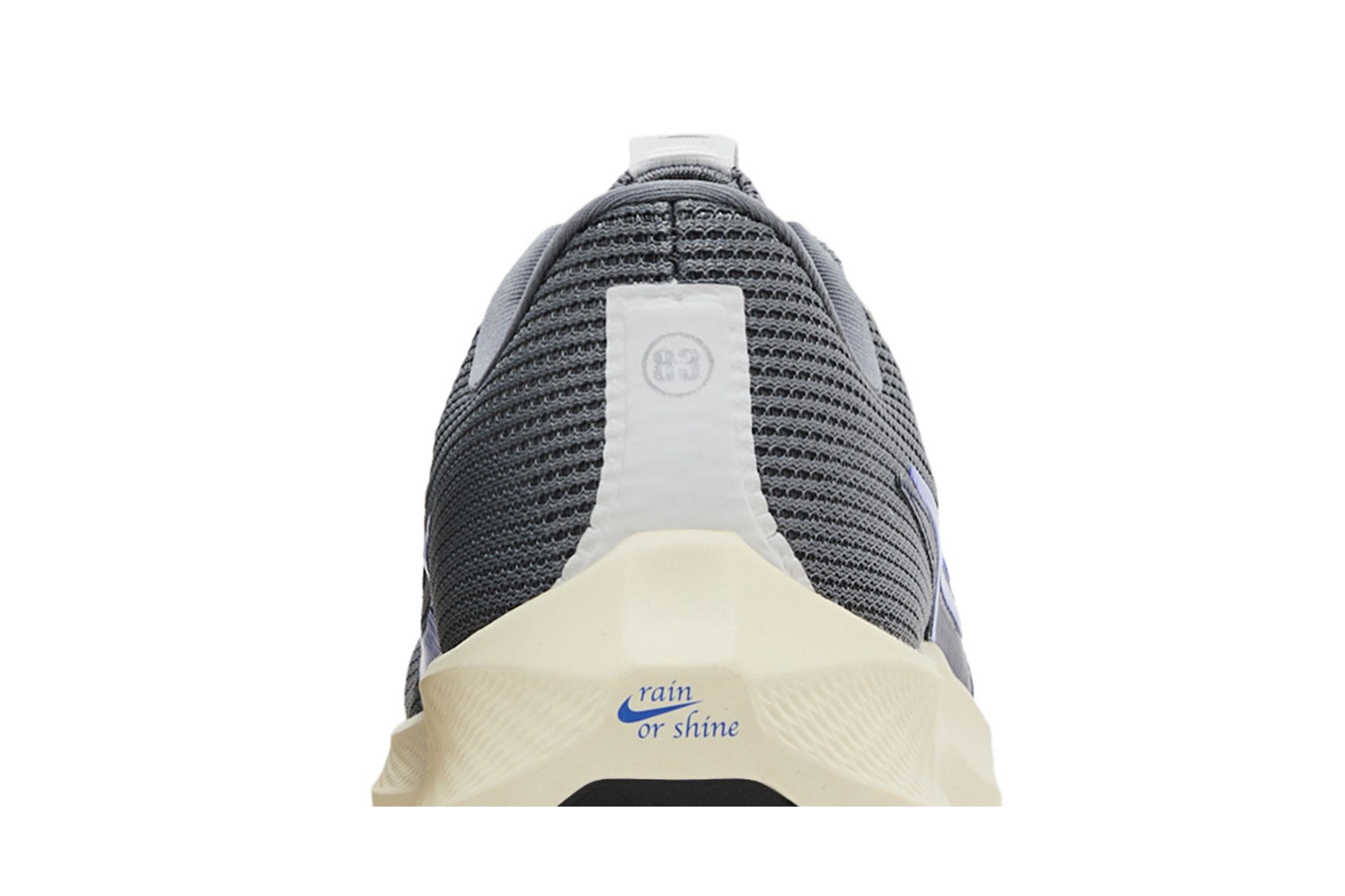 Nike Pegasus 40 グレー新品、未使用 MEN'S NIKE PEGASUS 40 PREMIUM | Performance Running Outfitters