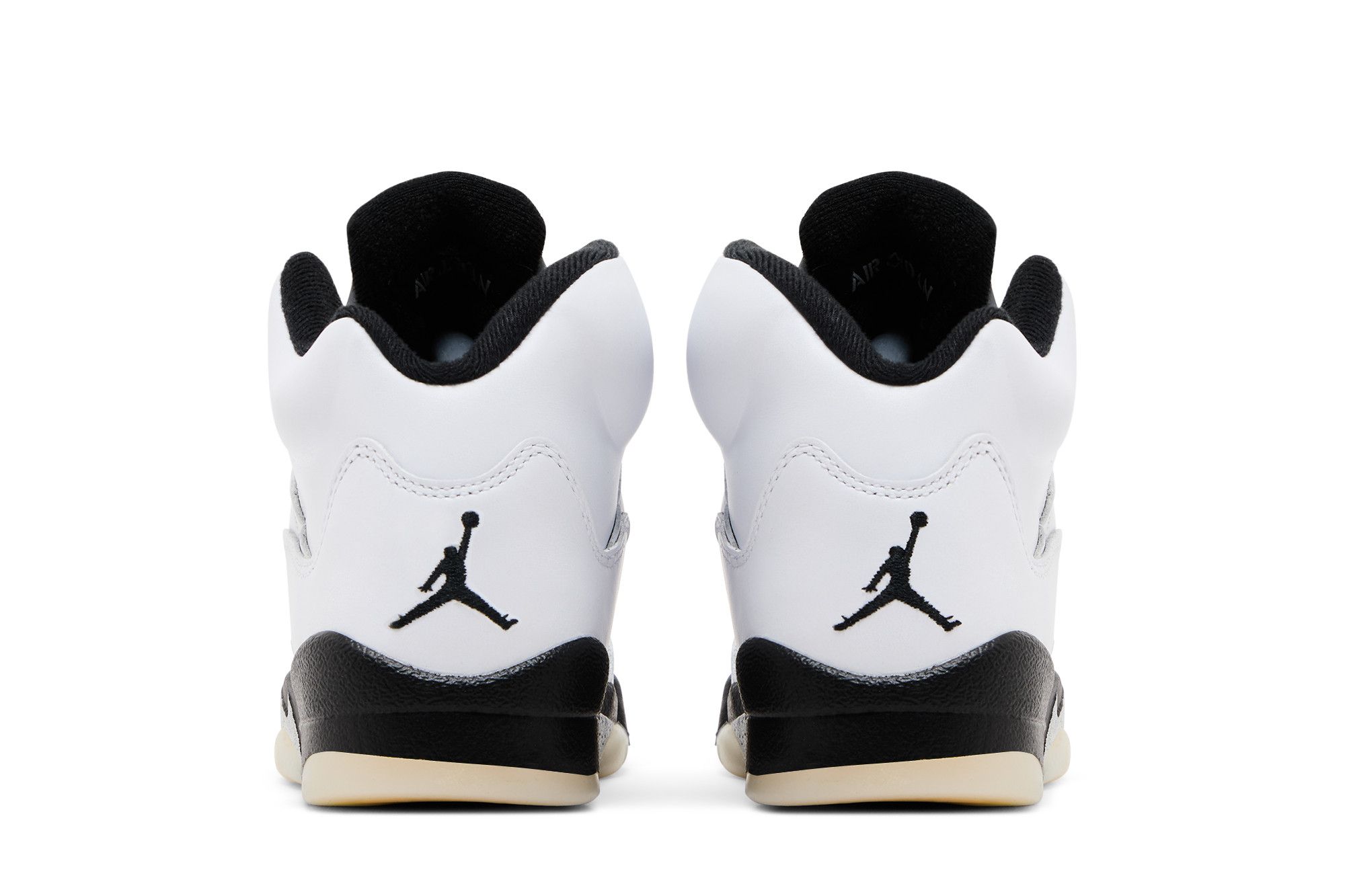 シューズ(男性用) Nike Air Jordan 5 Retro \"White and Black Where to Buy the Air Jordan 5 Retro White Metallic Black
