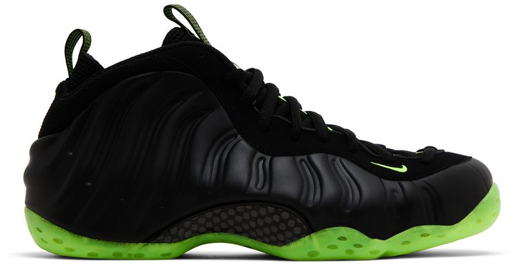 Air Foamposite One Black Volt