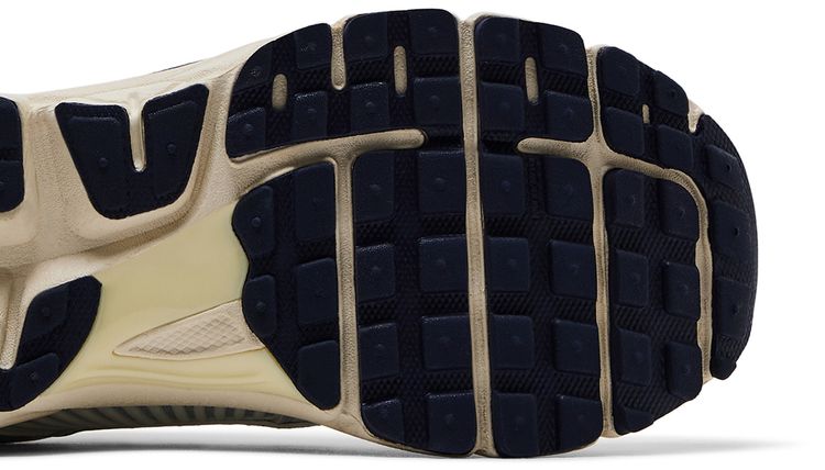 Nike Wmns Zoom Vomero 5 Blue Tint