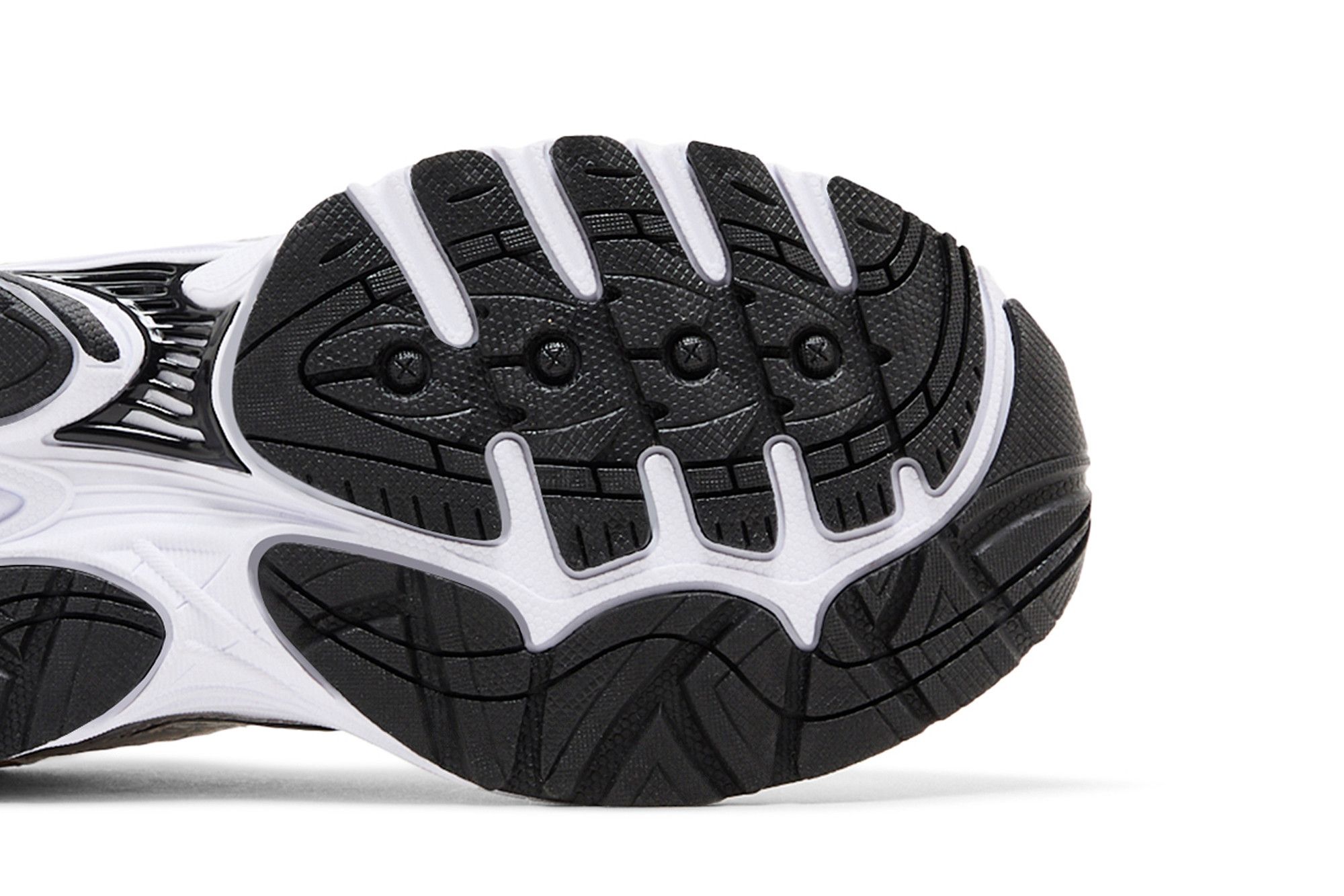 Buy Saucony ProGrid Omni 9 Big Kid 'Silver Gold' - SK268173 | GOAT