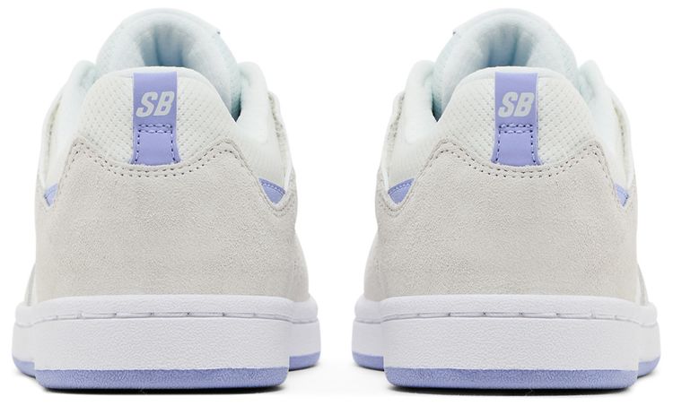 Nike Wmns Alleyoop SB Summit White Light Thistle