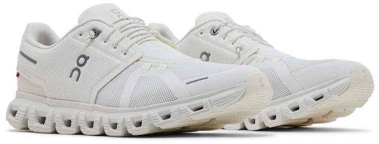 Cloud 6 Triple White
