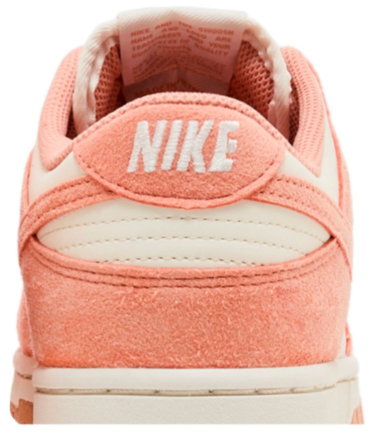 Nike Wmns Dunk Low Next Nature Apricot Agate