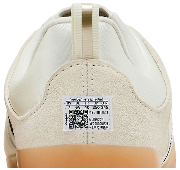 Bad Bunny x Ballerina Off White Black Gum
