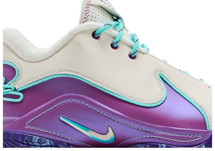 LeBron 22 Frozen Grapes