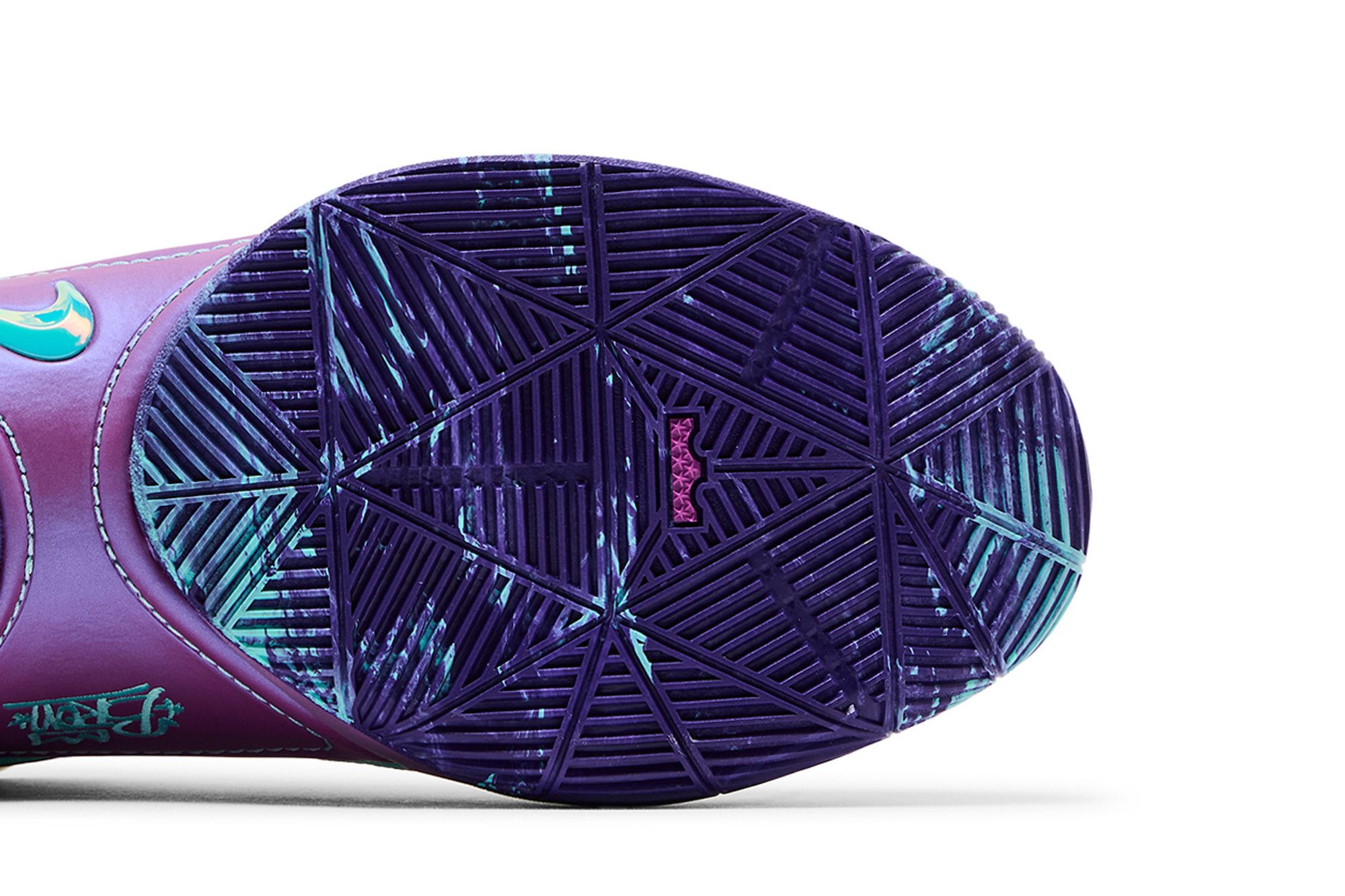 Buy Nike Men's LeBron 22 'Frozen Grapes' - HV8454 001 | GOAT