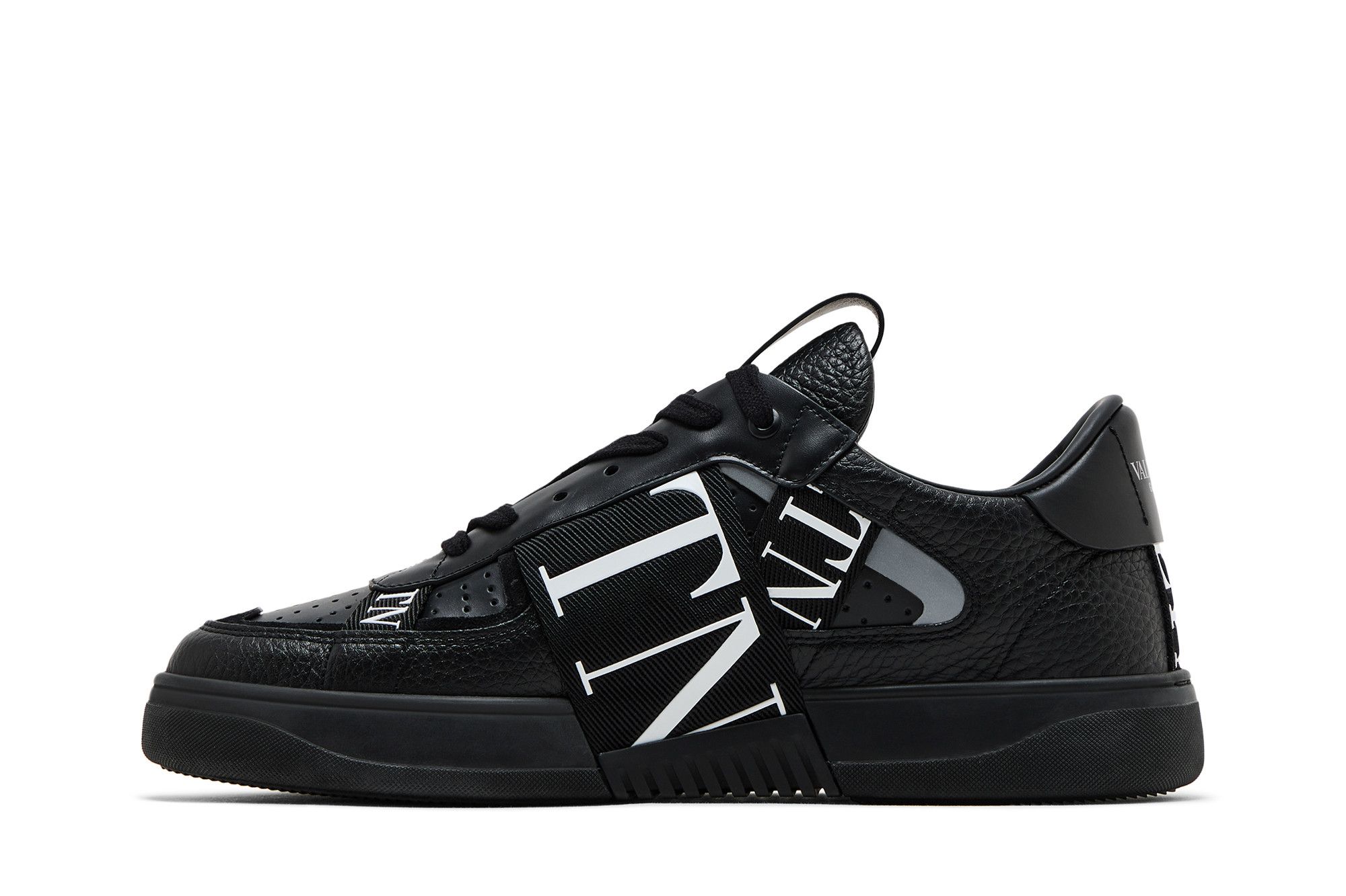VALENTINO｜SNEAKERS (6Y2S0H77 SVL 0BO / 6Y2S0H77 SVL 0BO VALENTINO GARAVANI - Upvillage low-top sneakers | Leam Roma