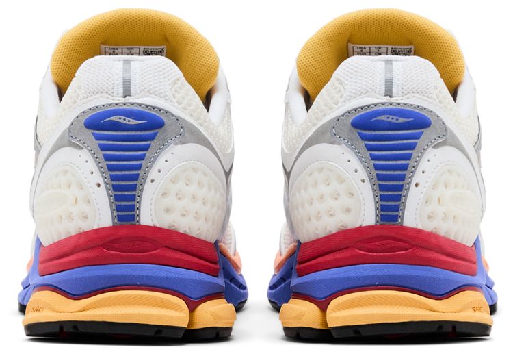 Saucony ProGrid Triumph 4 Galaxy Pack