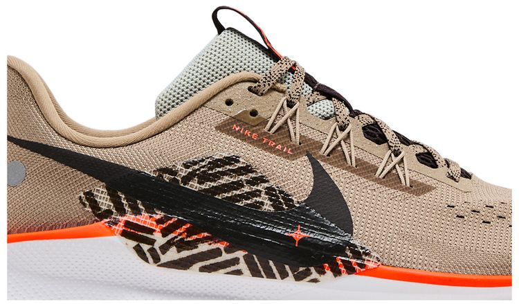 Nike Pegasus Trail 5 GS Khaki Hyper Crimson