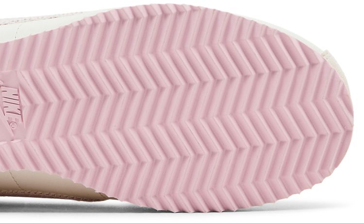 Wmns Cortez Valentines Day 2025