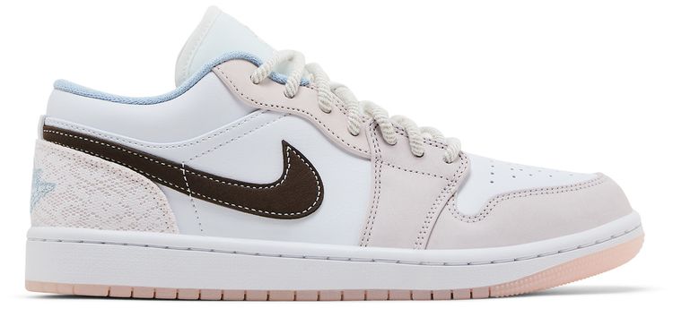 Wmns Air Jordan 1 Low Coral Reef