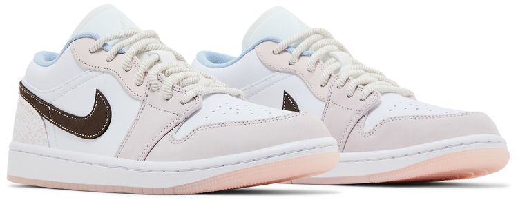 Wmns Air Jordan 1 Low Coral Reef