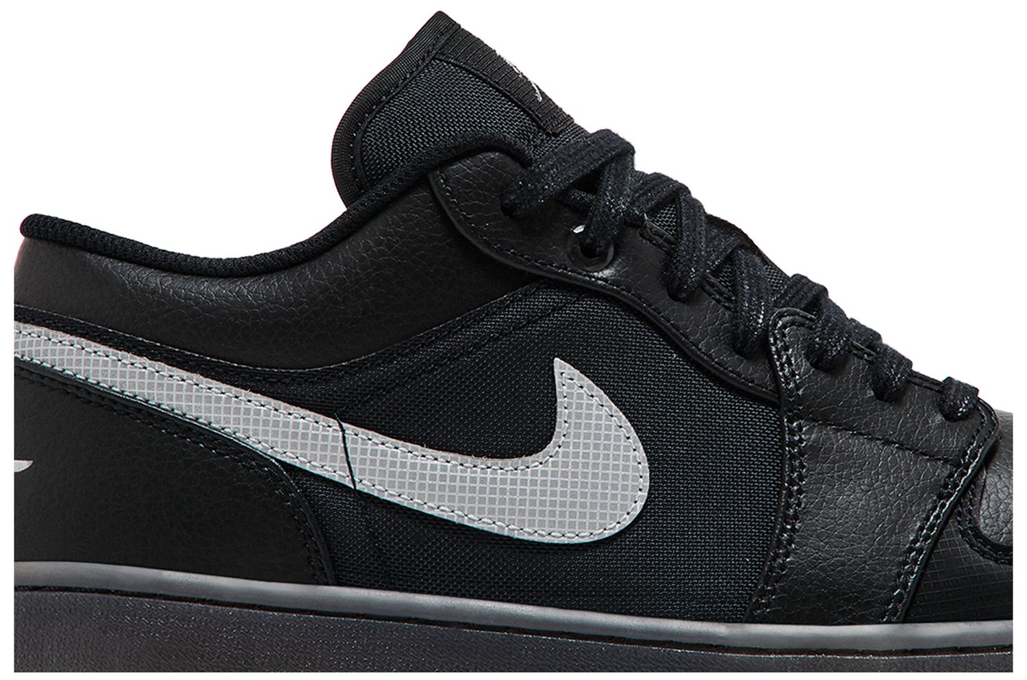 air jordan 1 low black and white women's