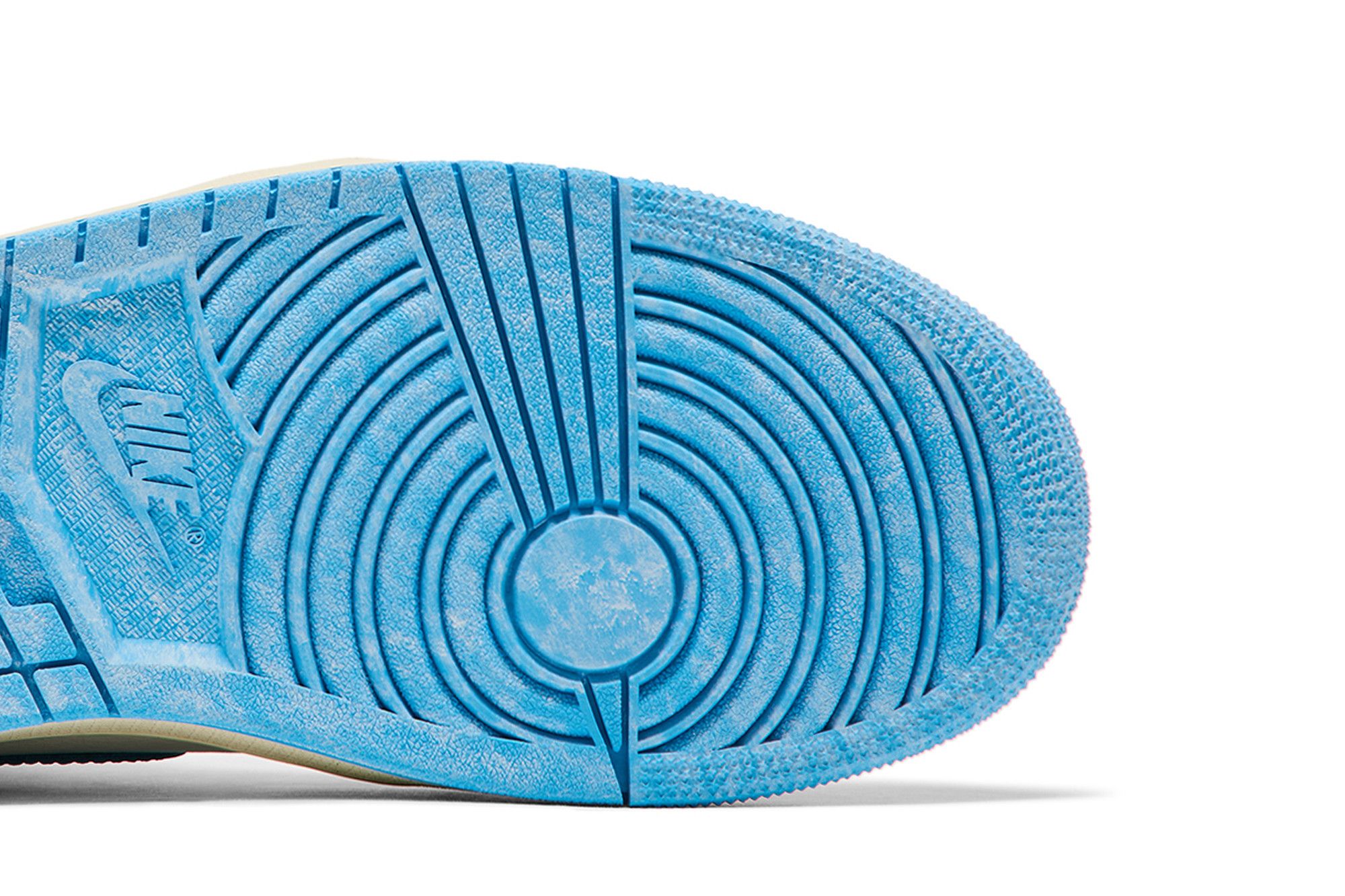 Buy Air Jordan 1 Retro High OG 'UNC Reimagined' - DZ5485 402 | GOAT