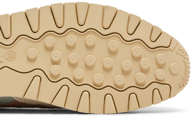 Smiley x Reebok Classic Leather 50th Anniversary