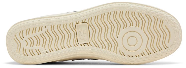 New Balance T500 Sea Salt Marsh Green