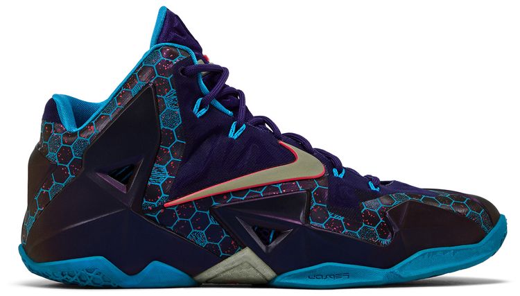 Nike LeBron 11 Hornets