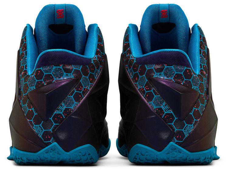 Nike LeBron 11 Hornets