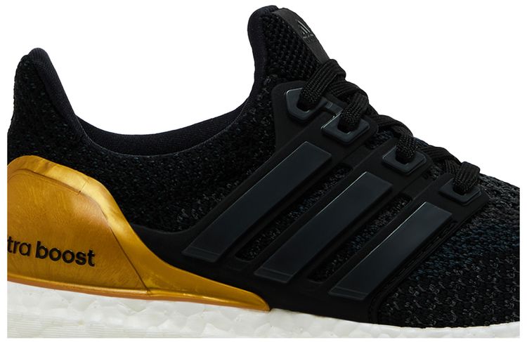 Adidas UltraBoost 20 UCLA Bruins