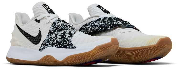 Nike Kyrie Low White