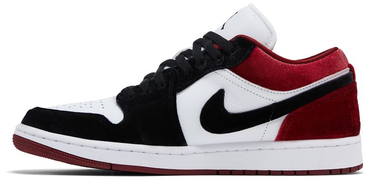 Wmns Air Jordan 1 Low SE Velvet Black Toe