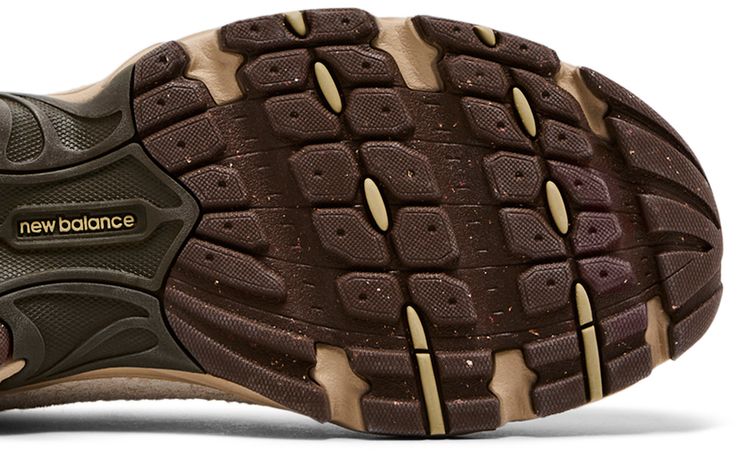 New Balance 530 Linen Incense