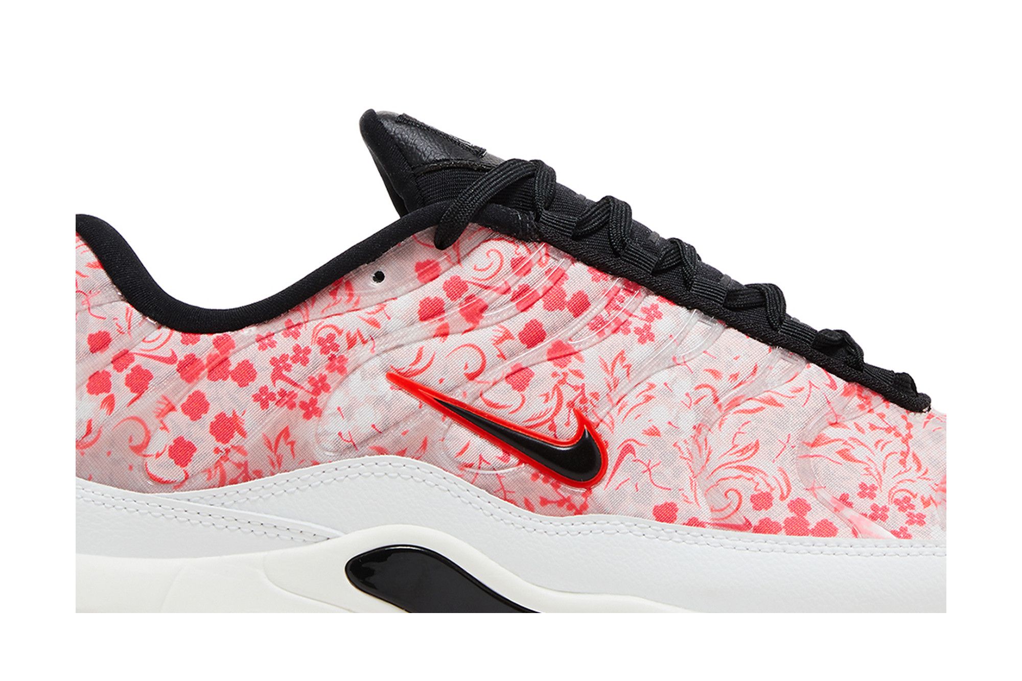 NIKE ☆ Air Max Plus Golf ‘The Masters Augusta Azaleas’ Nike Air Max Plus Golf Azaleas HJ4512-100 | SneakerNews.com