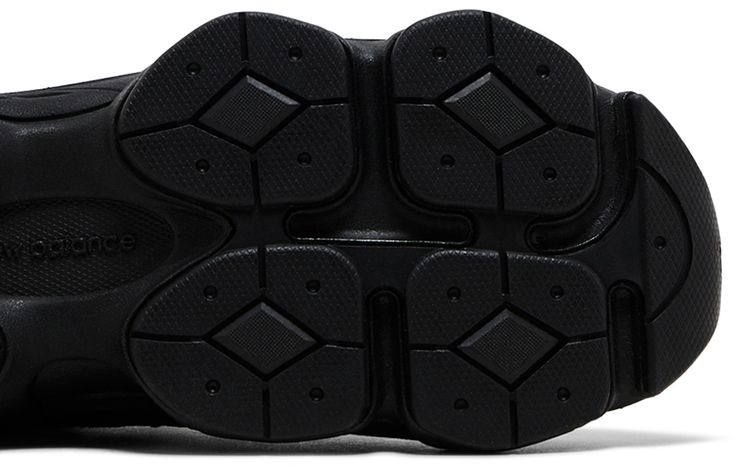9060 Big Kid Triple Black Suede