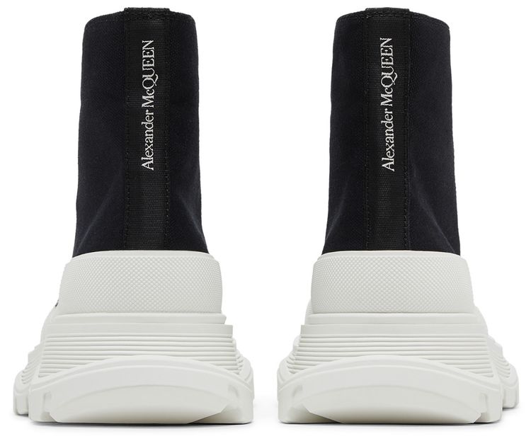 Alexander McQueen Wmns Tread Slick Boots Black White