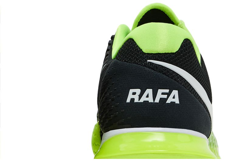 NikeCourt Zoom Vapor Cage 4 Rafa Off Noir Volt